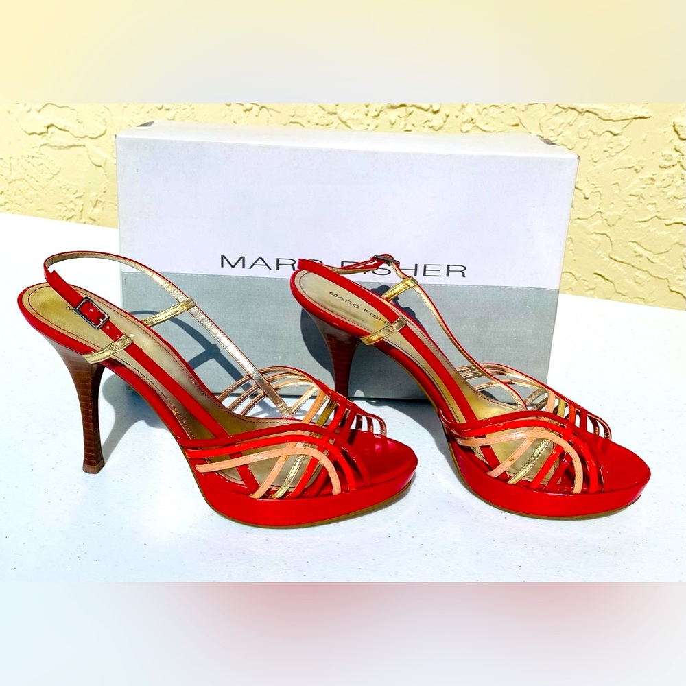 Marc Fisher slingback strappy sandal; 4 1/2 inch heel, size 8 1/2M
